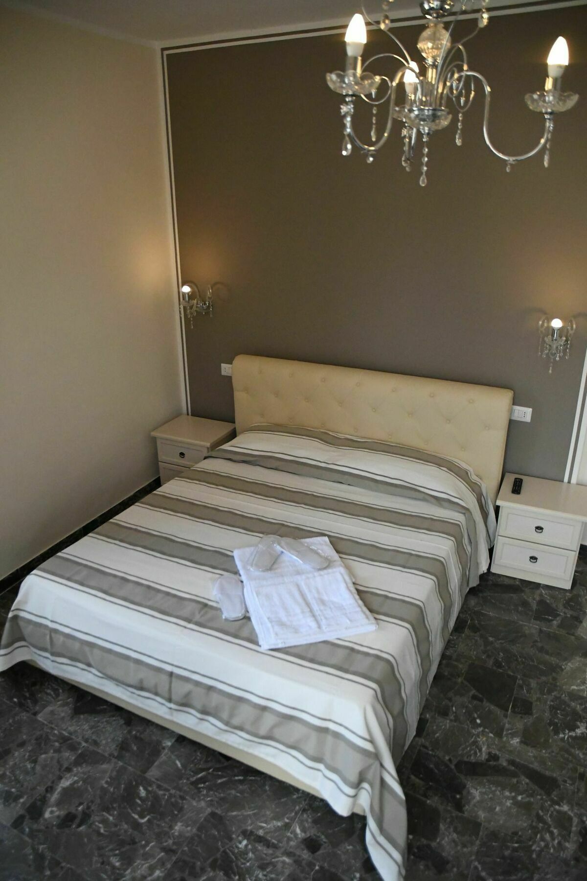 B&B The Tower Тропея Экстерьер фото