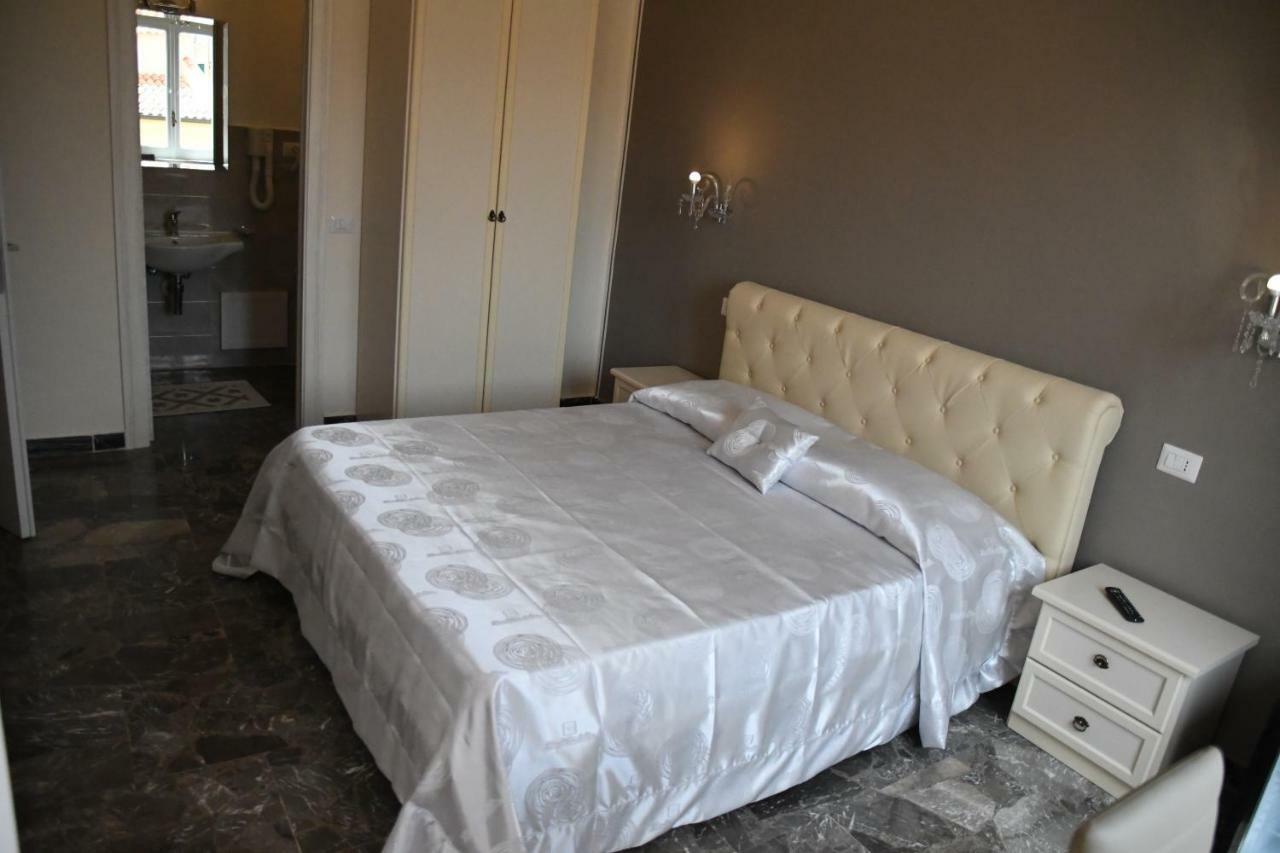 B&B The Tower Тропея Экстерьер фото