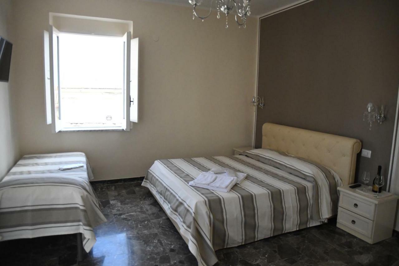 B&B The Tower Тропея Экстерьер фото
