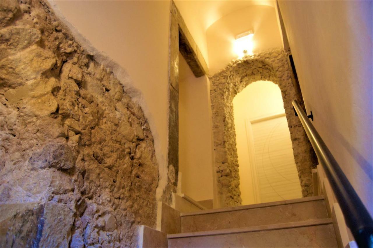 B&B The Tower Тропея Экстерьер фото