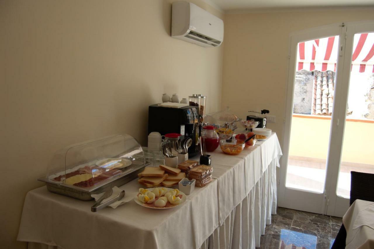 B&B The Tower Тропея Экстерьер фото