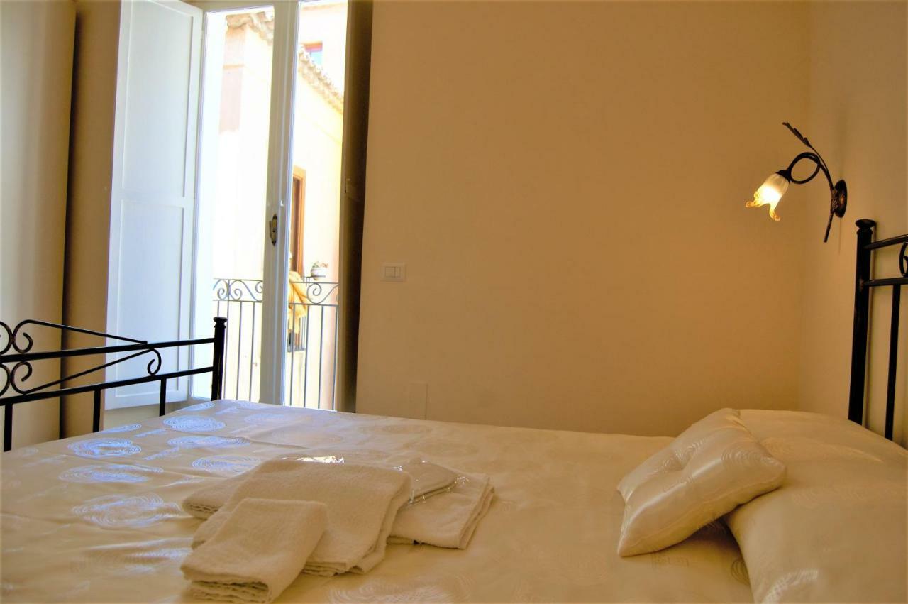 B&B The Tower Тропея Экстерьер фото